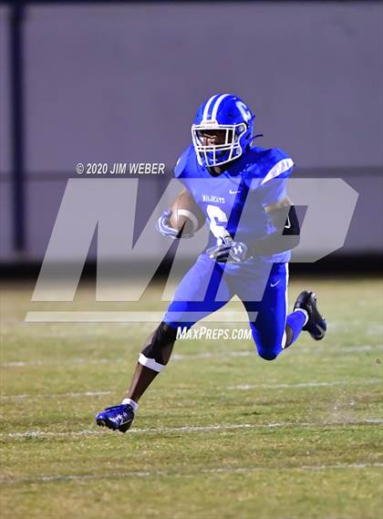 Thumbnail 2 in Iona @ Checotah (OSSAA 3A Round 1 Playoff)  photogallery.