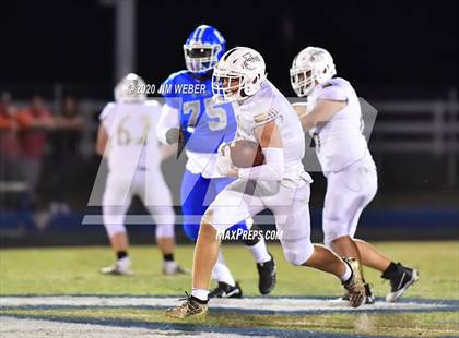 Thumbnail 2 in Iona @ Checotah (OSSAA 3A Round 1 Playoff)  photogallery.