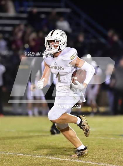 Thumbnail 3 in Iona @ Checotah (OSSAA 3A Round 1 Playoff)  photogallery.