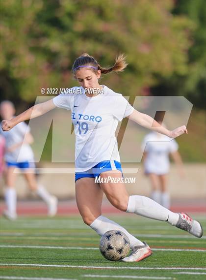 Thumbnail 3 in El Toro @ Beckman photogallery.