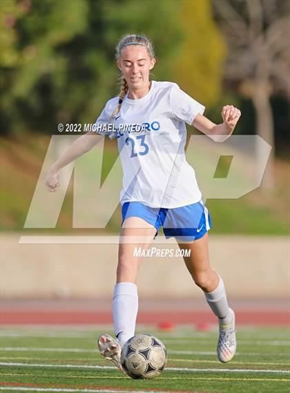 Thumbnail 3 in El Toro @ Beckman photogallery.