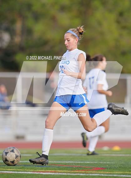 Thumbnail 2 in El Toro @ Beckman photogallery.