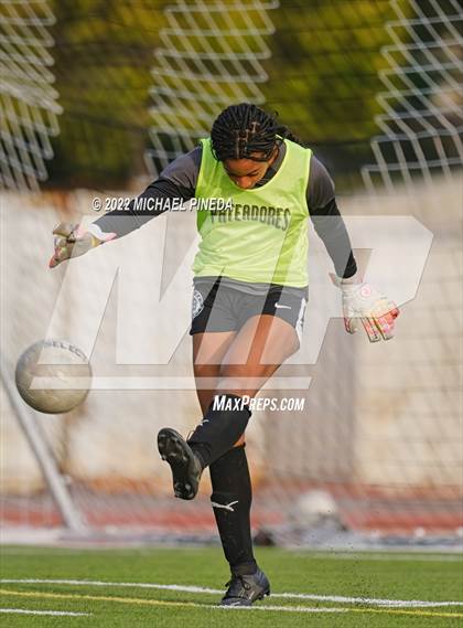 Thumbnail 2 in El Toro @ Beckman photogallery.