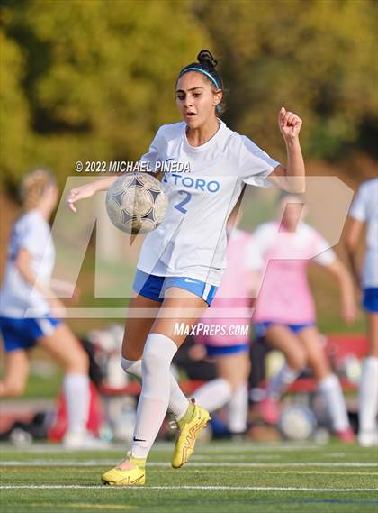 Thumbnail 1 in El Toro @ Beckman photogallery.