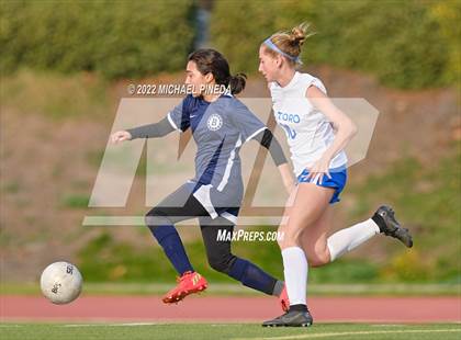 Thumbnail 3 in El Toro @ Beckman photogallery.
