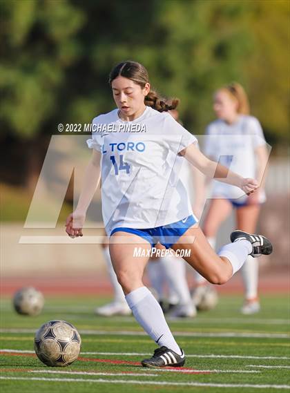 Thumbnail 3 in El Toro @ Beckman photogallery.