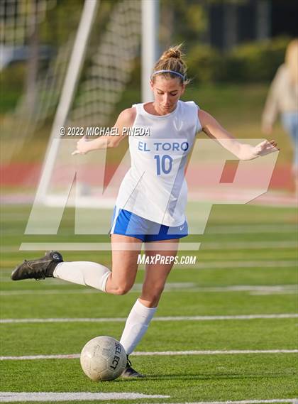 Thumbnail 2 in El Toro @ Beckman photogallery.