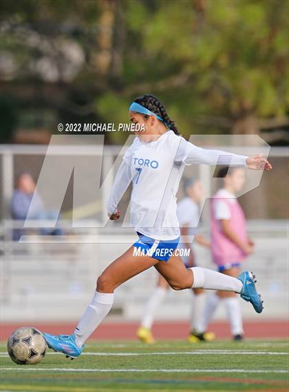 Thumbnail 2 in El Toro @ Beckman photogallery.