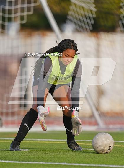 Thumbnail 2 in El Toro @ Beckman photogallery.