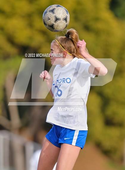 Thumbnail 3 in El Toro @ Beckman photogallery.