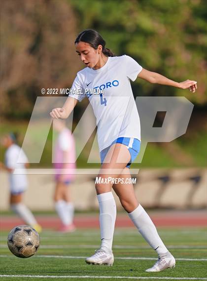 Thumbnail 3 in El Toro @ Beckman photogallery.