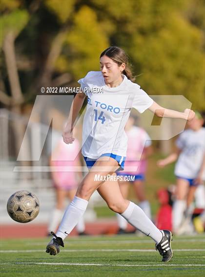 Thumbnail 1 in El Toro @ Beckman photogallery.