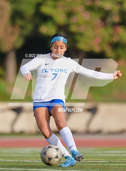 Thumbnail 1 in El Toro @ Beckman photogallery.