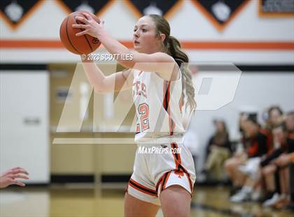 Thumbnail 3 in Columbus School for Girls vs Amanda-Clearcreek (OHSAA D3 Sectional) photogallery.