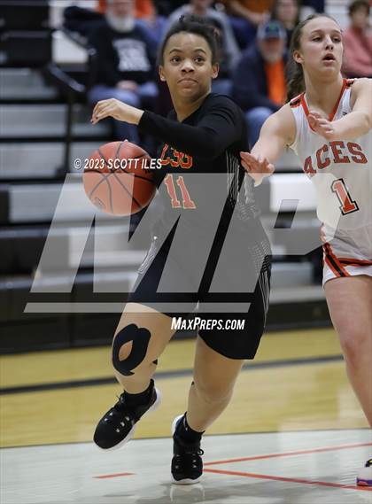 Thumbnail 1 in Columbus School for Girls vs Amanda-Clearcreek (OHSAA D3 Sectional) photogallery.