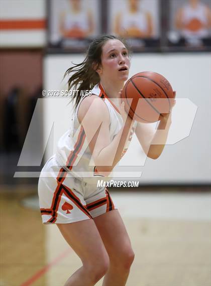 Thumbnail 2 in Columbus School for Girls vs Amanda-Clearcreek (OHSAA D3 Sectional) photogallery.