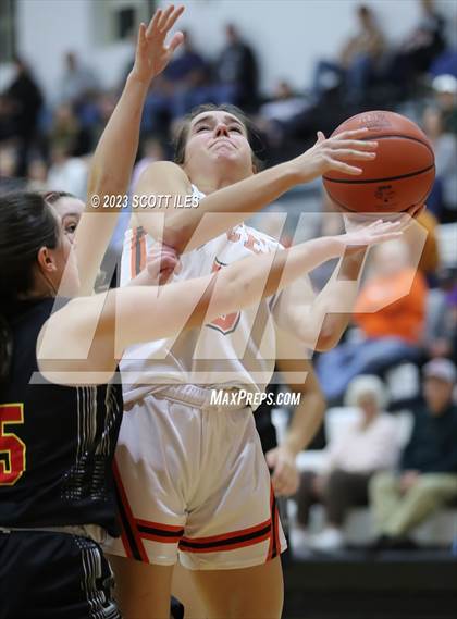 Thumbnail 2 in Columbus School for Girls vs Amanda-Clearcreek (OHSAA D3 Sectional) photogallery.
