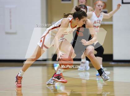 Thumbnail 1 in Columbus School for Girls vs Amanda-Clearcreek (OHSAA D3 Sectional) photogallery.