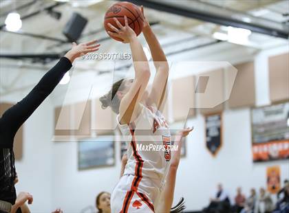 Thumbnail 3 in Columbus School for Girls vs Amanda-Clearcreek (OHSAA D3 Sectional) photogallery.