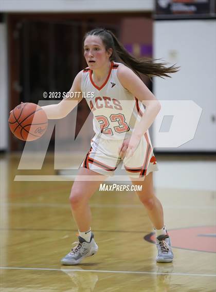 Thumbnail 2 in Columbus School for Girls vs Amanda-Clearcreek (OHSAA D3 Sectional) photogallery.