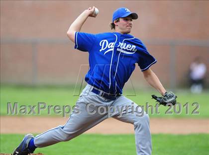 Thumbnail 3 in Darien vs. Hand (CIAC Class L 2nd Round) photogallery.