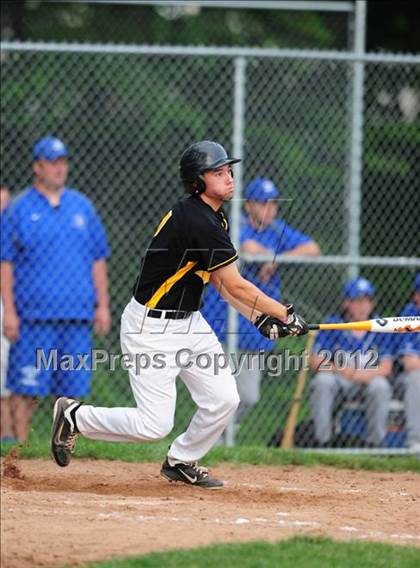 Thumbnail 1 in Darien vs. Hand (CIAC Class L 2nd Round) photogallery.