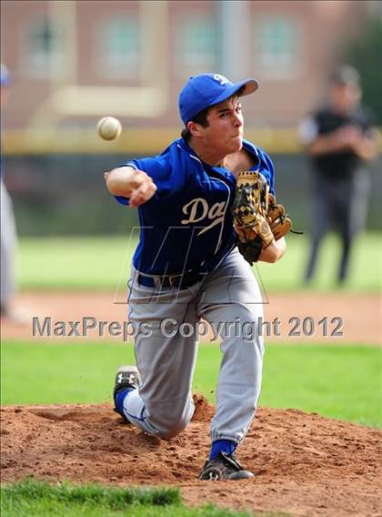 Thumbnail 3 in Darien vs. Hand (CIAC Class L 2nd Round) photogallery.
