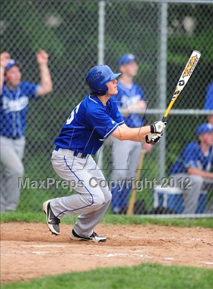 Thumbnail 1 in Darien vs. Hand (CIAC Class L 2nd Round) photogallery.