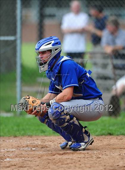 Thumbnail 2 in Darien vs. Hand (CIAC Class L 2nd Round) photogallery.