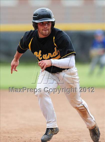 Thumbnail 2 in Darien vs. Hand (CIAC Class L 2nd Round) photogallery.