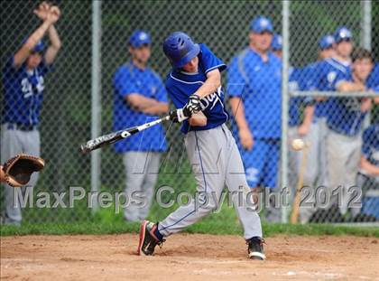 Thumbnail 1 in Darien vs. Hand (CIAC Class L 2nd Round) photogallery.