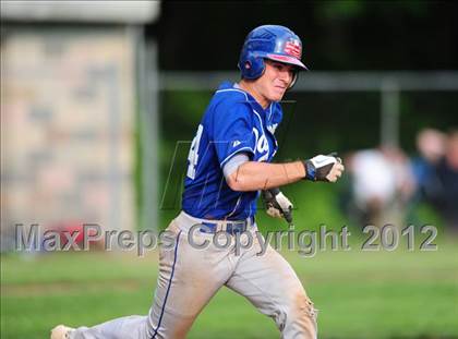 Thumbnail 1 in Darien vs. Hand (CIAC Class L 2nd Round) photogallery.