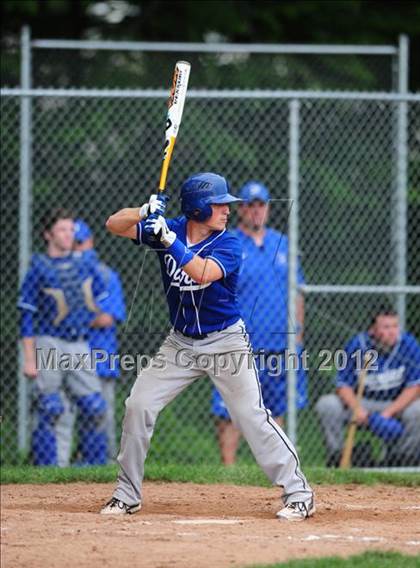 Thumbnail 3 in Darien vs. Hand (CIAC Class L 2nd Round) photogallery.