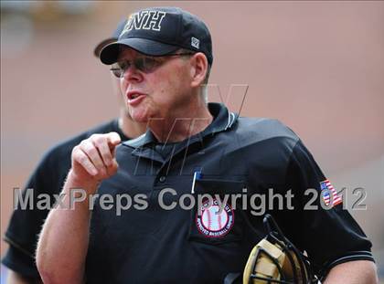 Thumbnail 2 in Darien vs. Hand (CIAC Class L 2nd Round) photogallery.