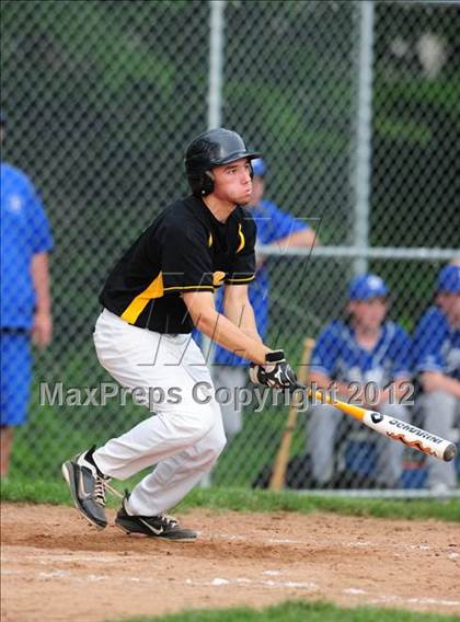 Thumbnail 2 in Darien vs. Hand (CIAC Class L 2nd Round) photogallery.
