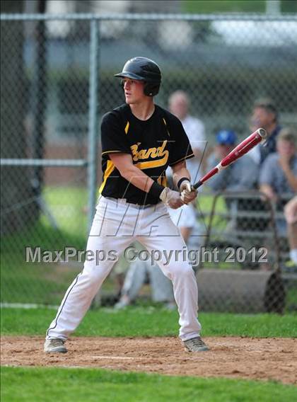 Thumbnail 1 in Darien vs. Hand (CIAC Class L 2nd Round) photogallery.