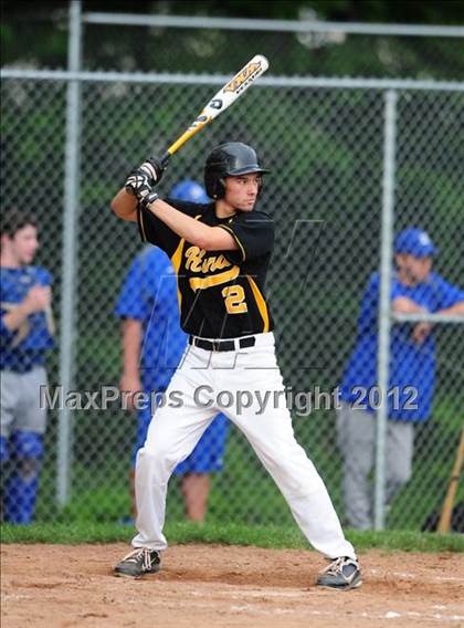 Thumbnail 1 in Darien vs. Hand (CIAC Class L 2nd Round) photogallery.