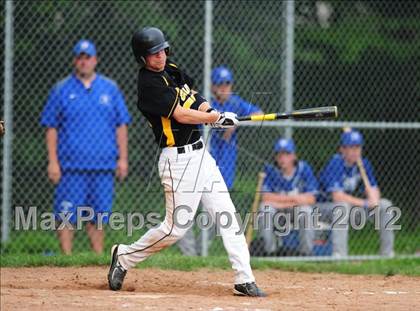 Thumbnail 1 in Darien vs. Hand (CIAC Class L 2nd Round) photogallery.