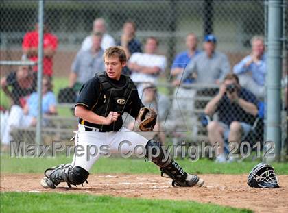 Thumbnail 1 in Darien vs. Hand (CIAC Class L 2nd Round) photogallery.