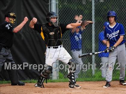Thumbnail 3 in Darien vs. Hand (CIAC Class L 2nd Round) photogallery.