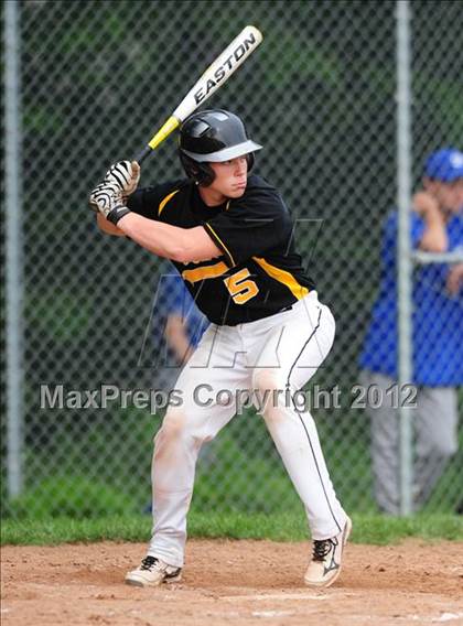 Thumbnail 1 in Darien vs. Hand (CIAC Class L 2nd Round) photogallery.