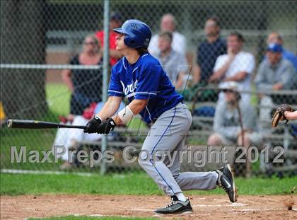 Thumbnail 3 in Darien vs. Hand (CIAC Class L 2nd Round) photogallery.