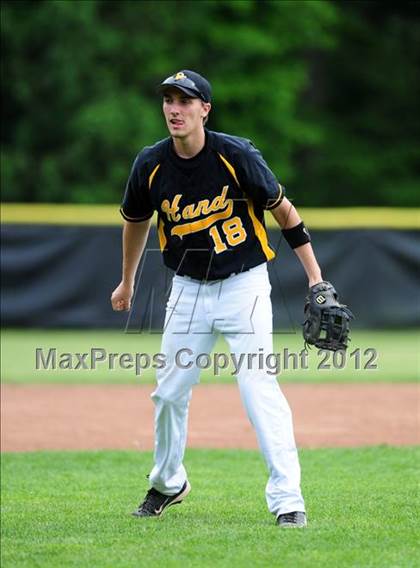 Thumbnail 2 in Darien vs. Hand (CIAC Class L 2nd Round) photogallery.