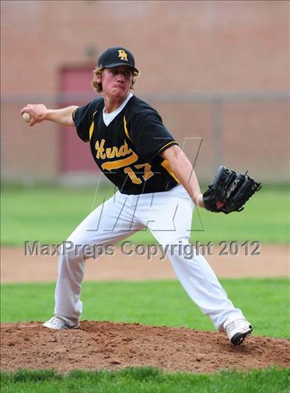 Thumbnail 1 in Darien vs. Hand (CIAC Class L 2nd Round) photogallery.