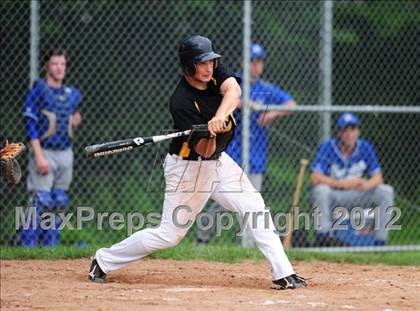 Thumbnail 2 in Darien vs. Hand (CIAC Class L 2nd Round) photogallery.
