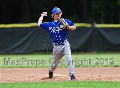 Thumbnail 3 in Darien vs. Hand (CIAC Class L 2nd Round) photogallery.
