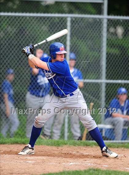 Thumbnail 1 in Darien vs. Hand (CIAC Class L 2nd Round) photogallery.