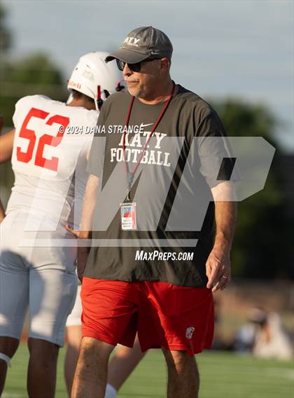 Thumbnail 2 in Katy @ Tompkins (White) photogallery.