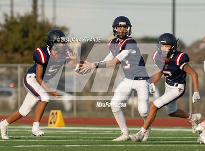 Thumbnail 1 in Katy @ Tompkins (White) photogallery.