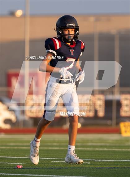 Thumbnail 2 in Katy @ Tompkins (White) photogallery.